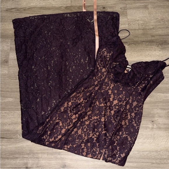 🩷Firm Price🩷House of CB Malia Night Shade Lac Maxi dress - Picture 9 of 15